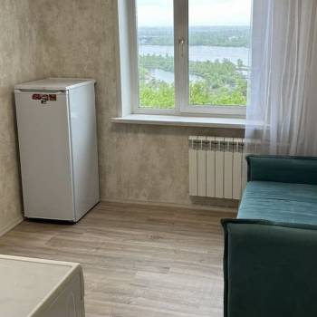 Продается 1-комнатная квартира, 12 м²
