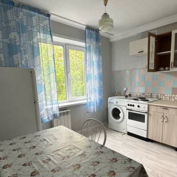 Сдается 1-комнатная квартира, 34 м²