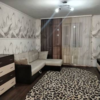 Продается 1-комнатная квартира, 32 м²