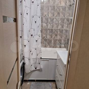 Сдается 1-комнатная квартира, 42 м²