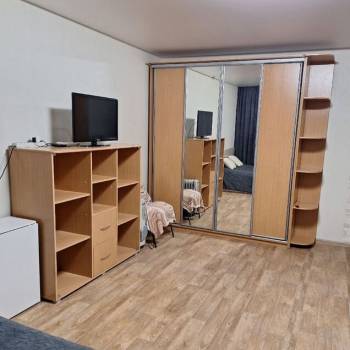 Сдается 1-комнатная квартира, 42 м²