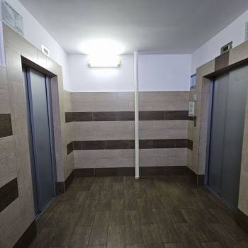 Сдается Многокомнатная квартира, 75 м²