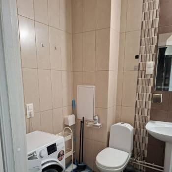 Сдается 1-комнатная квартира, 42 м²