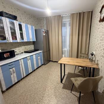 Сдается 1-комнатная квартира, 36 м²