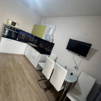 Сдается 2-х комнатная квартира, 52 м²
