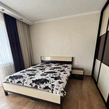 Сдается 1-комнатная квартира, 50,1 м²