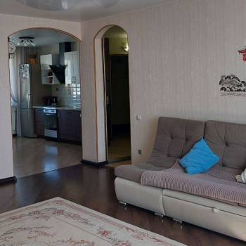 Продается Многокомнатная квартира, 84,2 м²