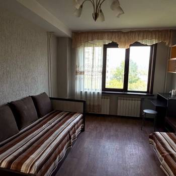 Сдается 1-комнатная квартира, 37 м²