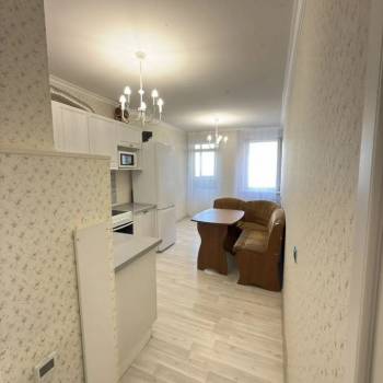 Сдается 1-комнатная квартира, 45,5 м²