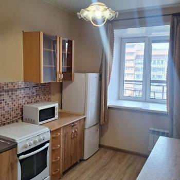 Сдается 1-комнатная квартира, 35 м²