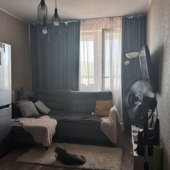 Продается 1-комнатная квартира, 40,6 м²