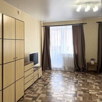 Сдается 1-комнатная квартира, 35 м²