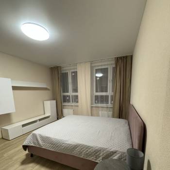 Сдается 1-комнатная квартира, 45 м²