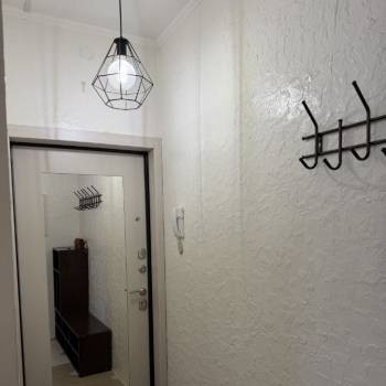 Продается 1-комнатная квартира, 40 м²
