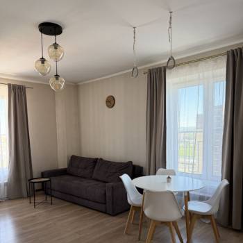 Продается 1-комнатная квартира, 40 м²