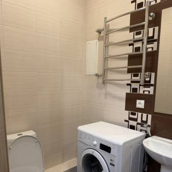 Продается 1-комнатная квартира, 40 м²