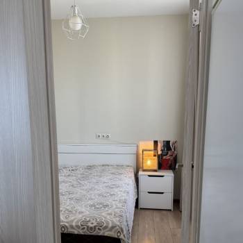 Продается 1-комнатная квартира, 40 м²