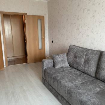 Сдается 1-комнатная квартира, 37 м²