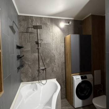 Сдается 2-х комнатная квартира, 79,8 м²