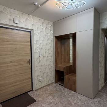 Сдается 2-х комнатная квартира, 79,8 м²
