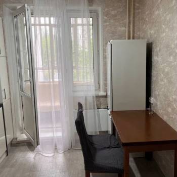 Сдается 1-комнатная квартира, 40,7 м²