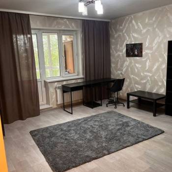 Сдается 1-комнатная квартира, 40,7 м²