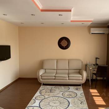 Сдается 2-х комнатная квартира, 61 м²