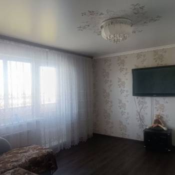 Продается Многокомнатная квартира, 80 м²