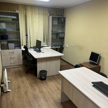Продается Нежилое помещение, 90 м²