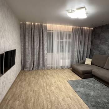 Сдается 2-х комнатная квартира, 63 м²