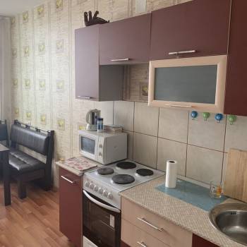 Сдается 1-комнатная квартира, 51 м²