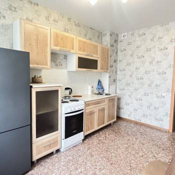 Продается 1-комнатная квартира, 37,5 м²