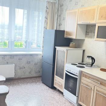 Продается 1-комнатная квартира, 37,5 м²
