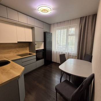 Сдается 2-х комнатная квартира, 53 м²