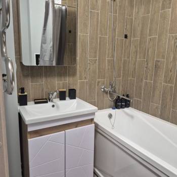 Сдается 1-комнатная квартира, 41 м²