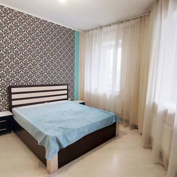 Сдается 1-комнатная квартира, 42 м²