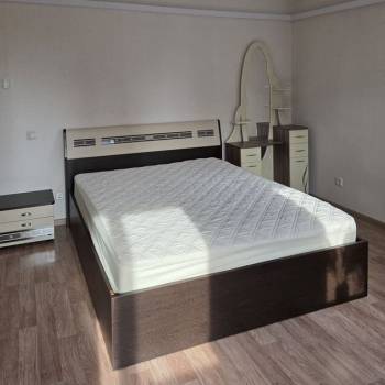 Сдается Многокомнатная квартира, 80 м²