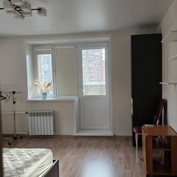 Сдается Многокомнатная квартира, 80 м²