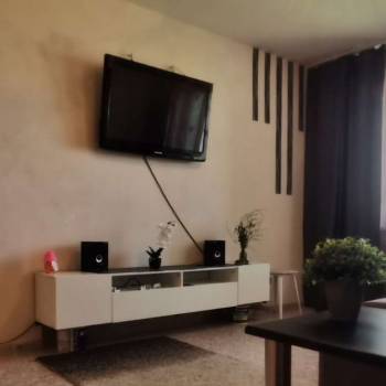 Продается 1-комнатная квартира, 32 м²