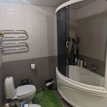 Продается Многокомнатная квартира, 100,3 м²