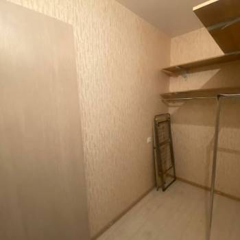 Сдается 1-комнатная квартира, 46 м²