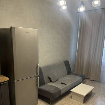 Сдается 1-комнатная квартира, 42 м²