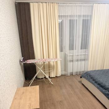 Сдается 1-комнатная квартира, 42 м²