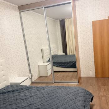 Сдается 1-комнатная квартира, 42 м²