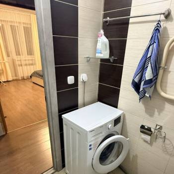 Сдается 1-комнатная квартира, 42 м²