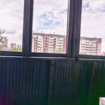 Продается 1-комнатная квартира, 37 м²