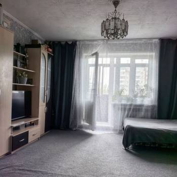 Продается 1-комнатная квартира, 37 м²