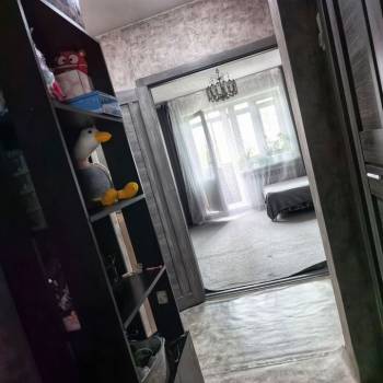 Продается 1-комнатная квартира, 37 м²