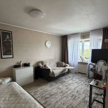 Продается 1-комнатная квартира, 31,9 м²