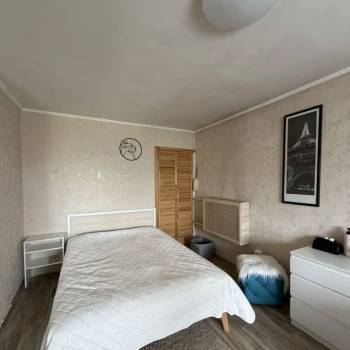 Продается 1-комнатная квартира, 31,9 м²